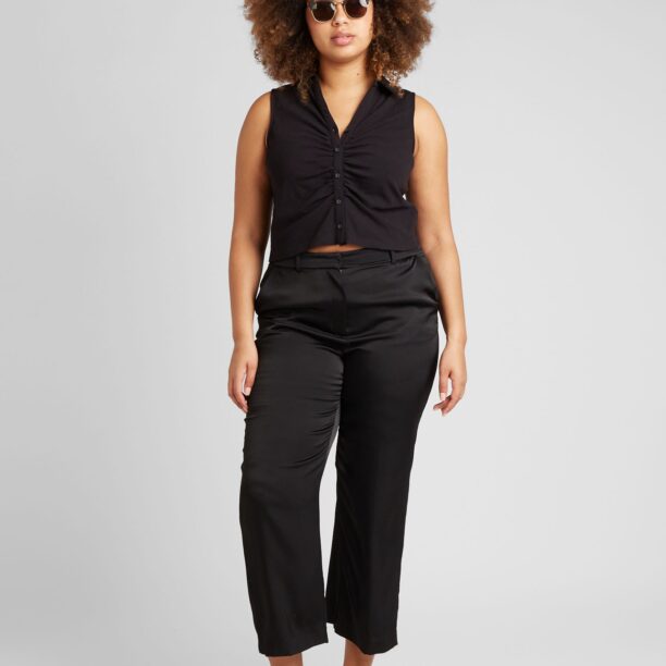 Cumpăra ABOUT YOU Curvy Top 'Nancy'  negru