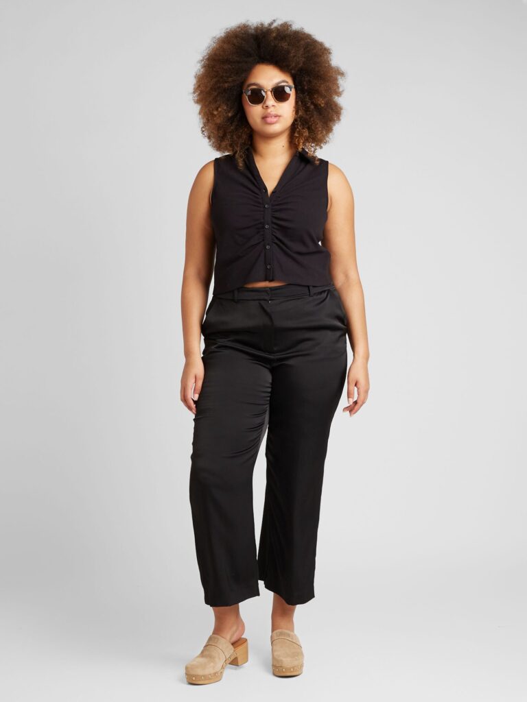 Cumpăra ABOUT YOU Curvy Top 'Nancy'  negru