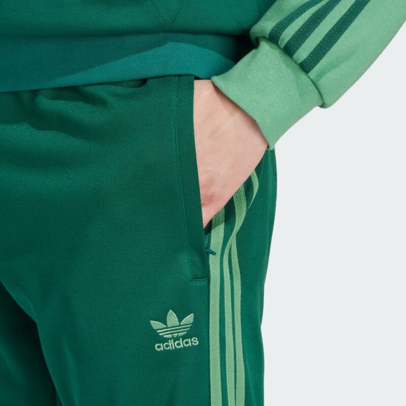 Cumpăra ADIDAS ORIGINALS Pantaloni 'Adicolor Classics SST'  verde kiwi / verde închis