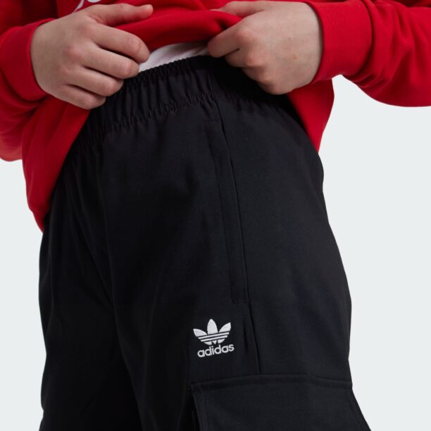 ADIDAS ORIGINALS Pantaloni 'Adicolor'  negru / alb