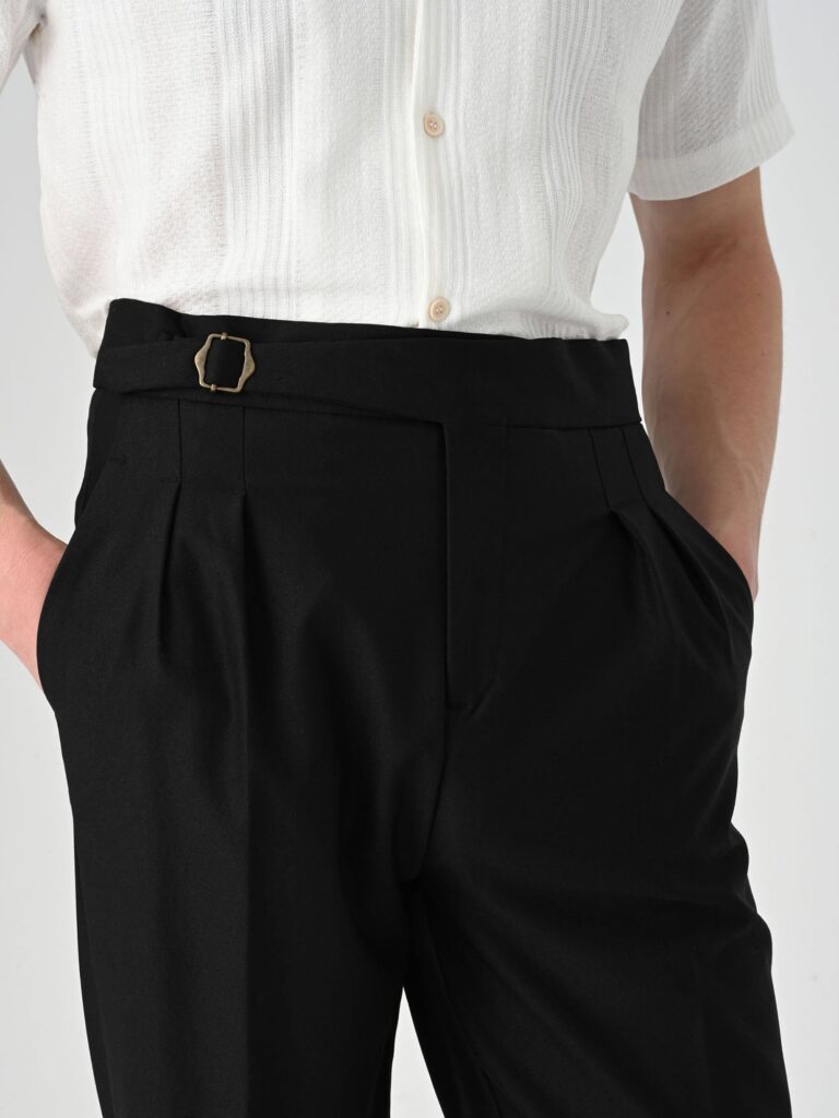 Original Antioch Pantaloni cutați  negru