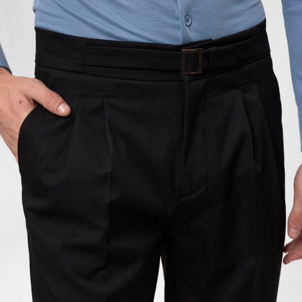 Original Antioch Pantaloni cutați  negru