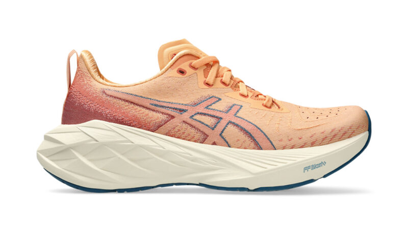 Asics Novablast 4