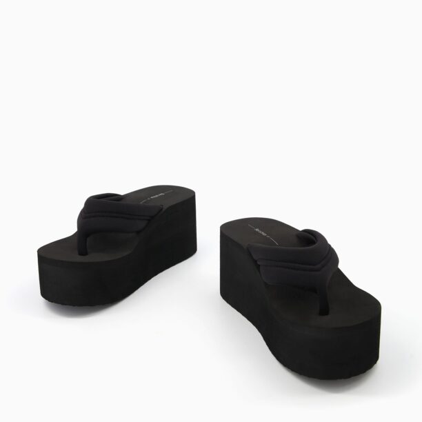 Bershka Flip-flops  negru preţ