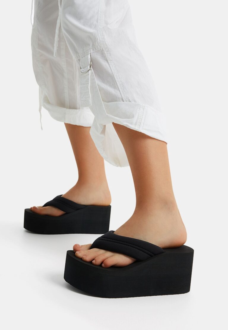 Original Bershka Flip-flops  negru