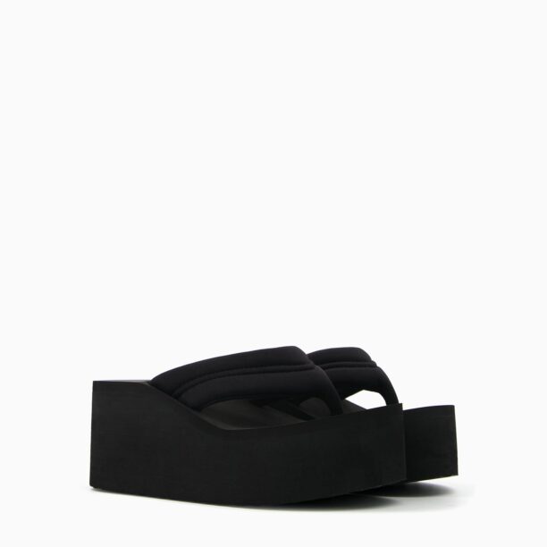 Bershka Flip-flops  negru