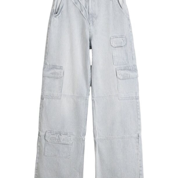 Bershka Pantaloni cu buzunare  albastru denim