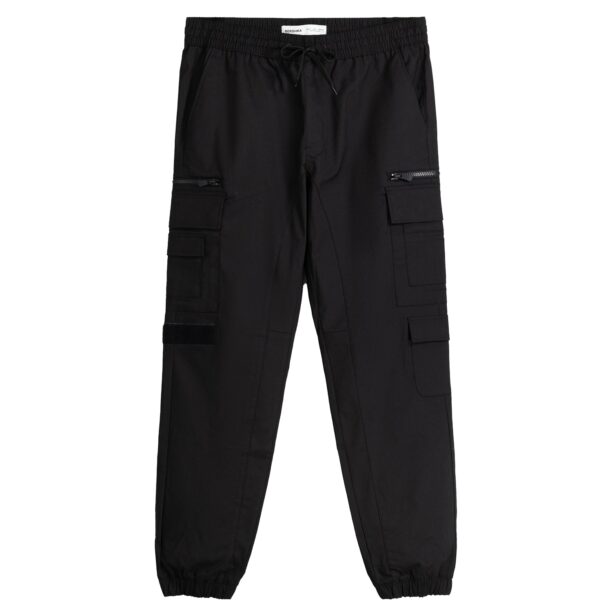 Bershka Pantaloni cu buzunare  negru