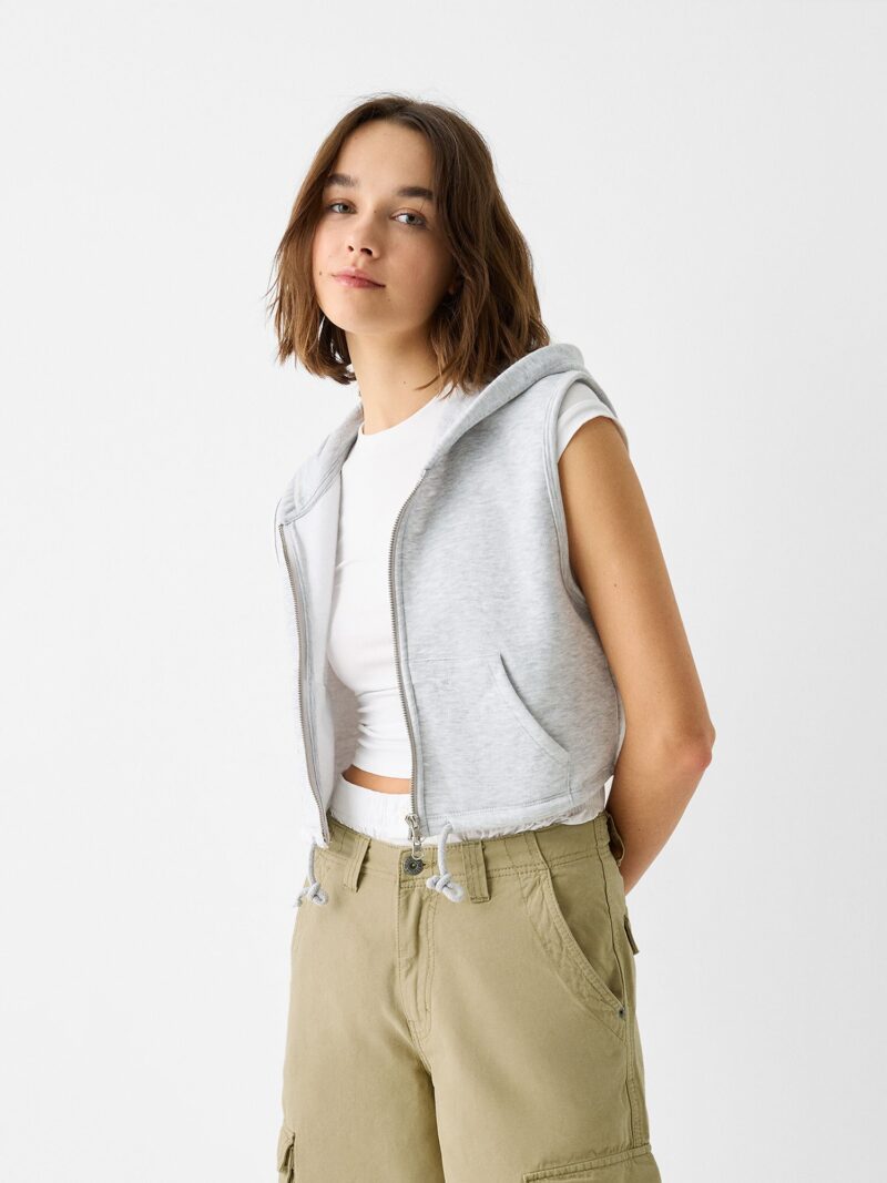 Bershka Pantaloni cu buzunare  oliv