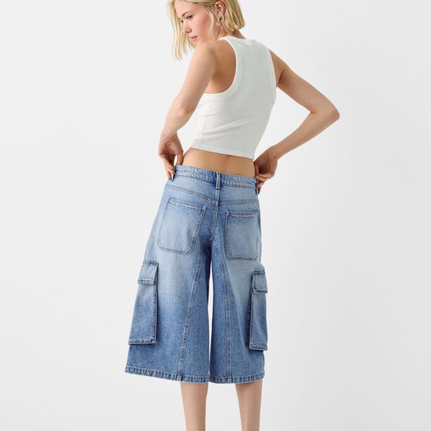 Bershka Pantaloni eleganți  albastru denim preţ