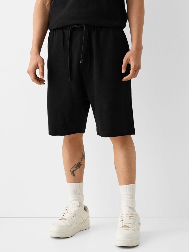 Preţ Bershka Pantaloni  negru