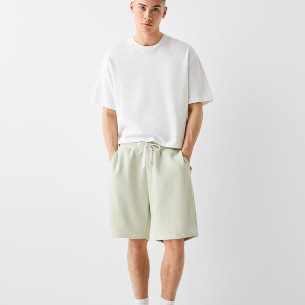 Cumpăra Bershka Pantaloni  verde pastel