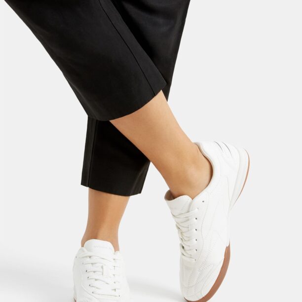 Original Bershka Sneaker low  alb