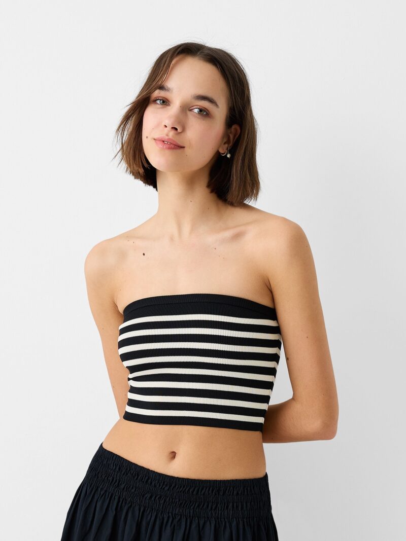 Bershka Top brodat  negru / alb