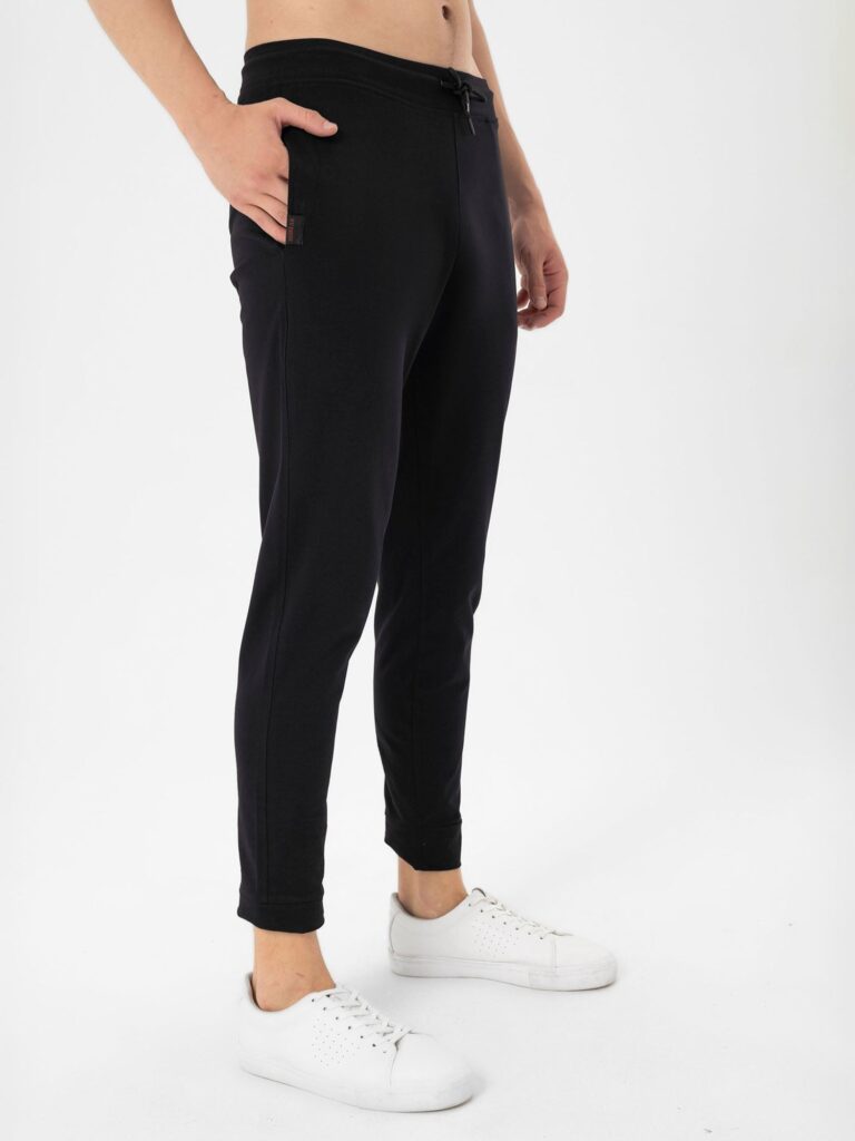 Preţ By Diess Collection Pantaloni  negru