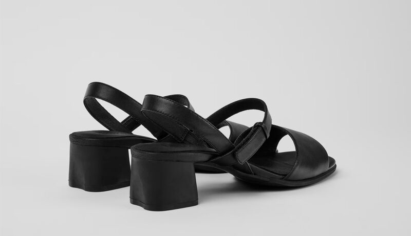 Preţ Camper Katie Sandal Black