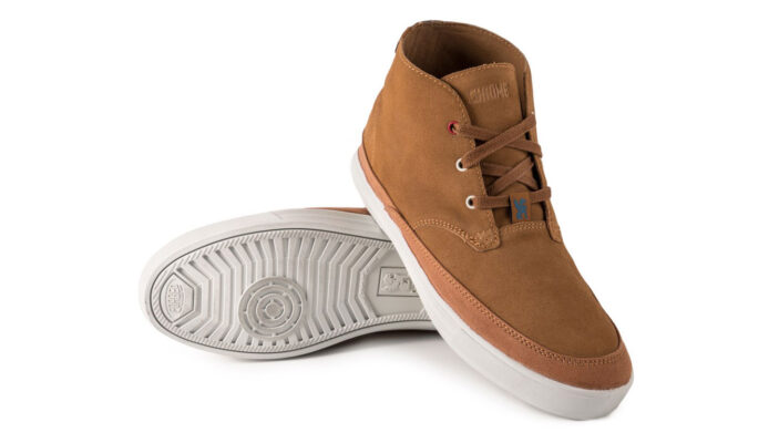 Preţ Chrome Industries Forged Suede Chukka Boot Golden Brown Off White