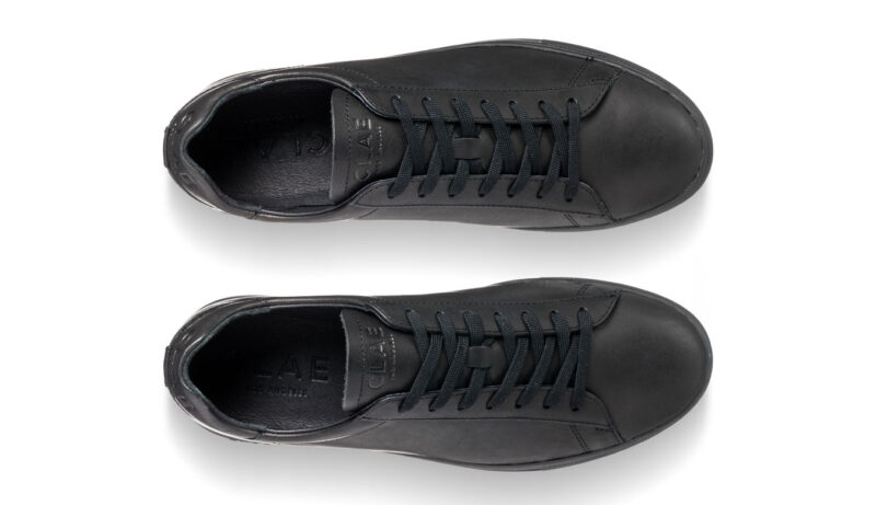 Preţ Clae Bradley Black Water Repellent Leather