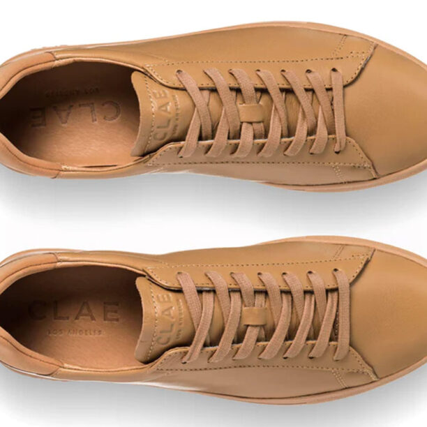 Preţ Clae Bradley Camel Brown Leather