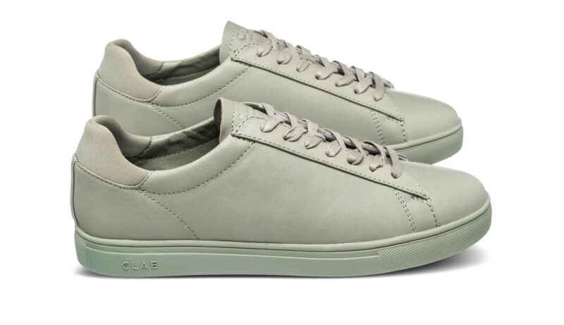 Preţ Clae Bradley Tea Leather