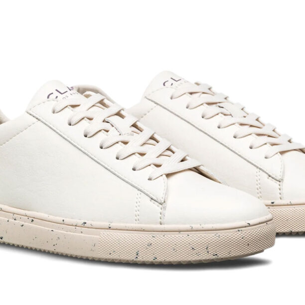 Clae Bradley Vegan Off-White Elderberry preţ