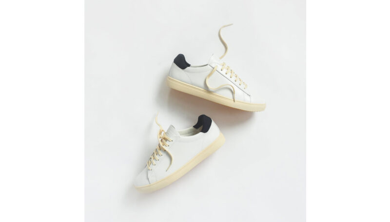 Preţ Clae Bradley White Leather