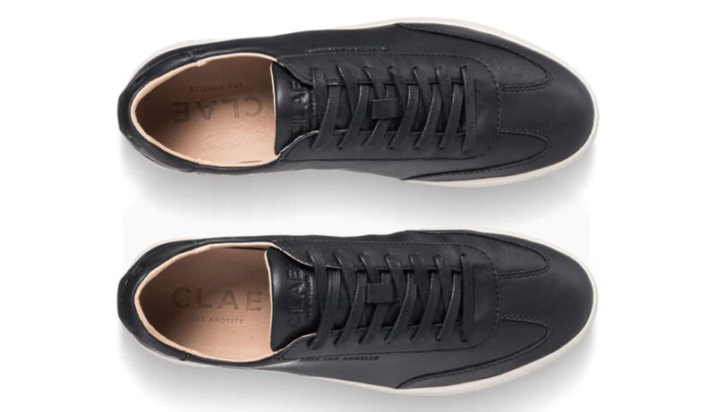 Preţ Clae Deane Black Milled Leather