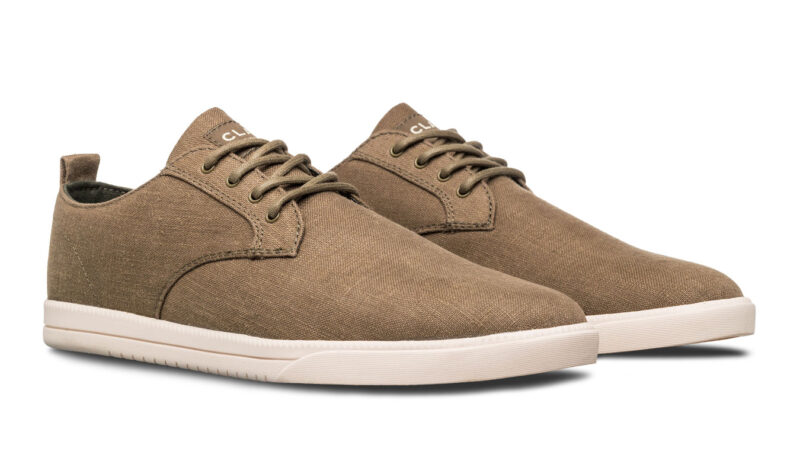 Clae Ellington Textile Army Hemp preţ