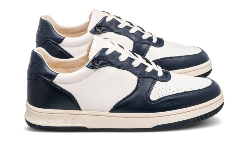 Preţ Clae Malone Navy Leather Off-White