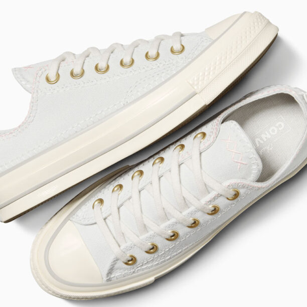 Original Converse Chuck 70 Crafted Stitching