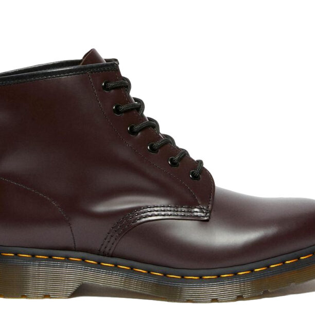 Dr. Martens 101 Smooth Leather Lace Up