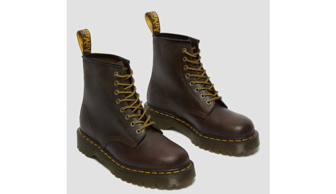 Cumpăra Dr. Martens 1460 Bex Crazy Horse Leather Lace Up Boots