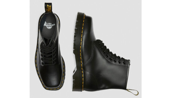 Preţ Dr. Martens 1460 Bex Squared Toe Leather Lace Up Boots