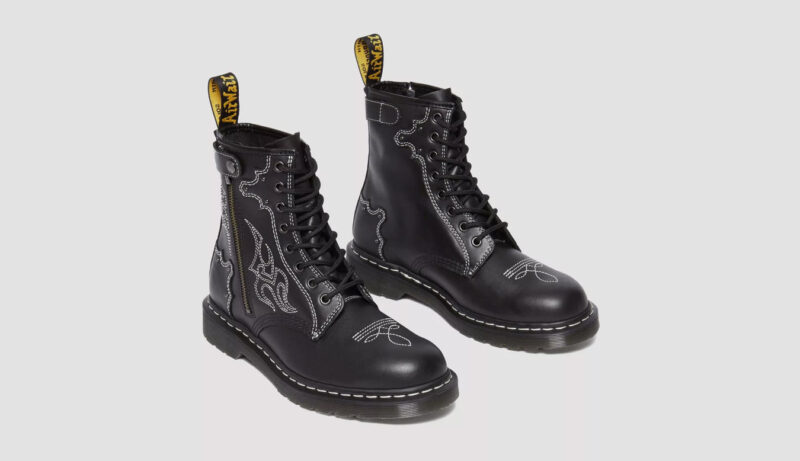 Dr. Martens 1460 Contrast Stitch Leather Lace Up Boots preţ