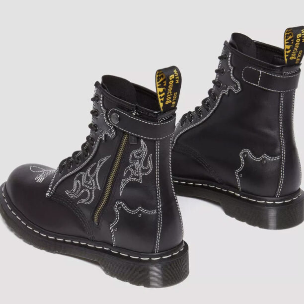 Cumpăra Dr. Martens 1460 Contrast Stitch Leather Lace Up Boots