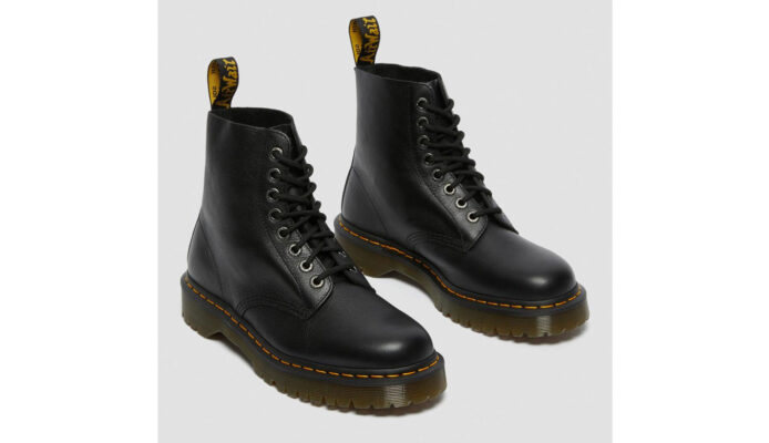 Cumpăra Dr. Martens 1460 Pascal Bex Leather Boots