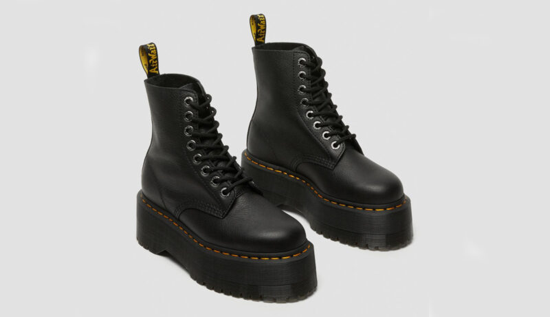 Dr. Martens 1460 Pascal Max Leather Platform Boots preţ