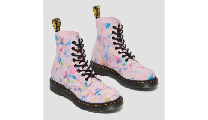 Preţ Dr. Martens 1460 Pascal Rainbow Suede Lace