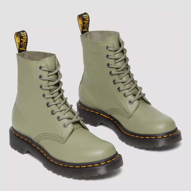 Dr. Martens 1460 Pascal Virginia Leather Boots preţ