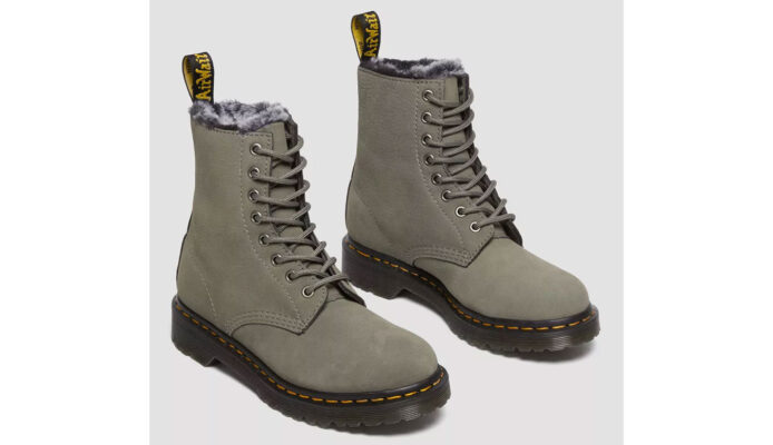 Cumpăra Dr. Martens 1460 Serena Faux Fur Lined Nubuck Lace Up Boots