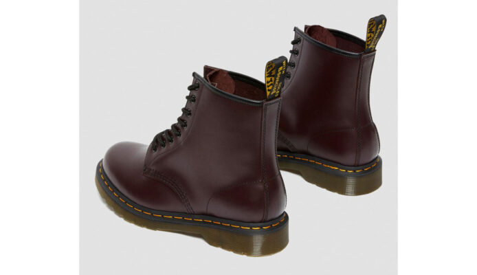 Dr. Martens 1460 Smooth Leather Lace Up Burgundy - imagine 7