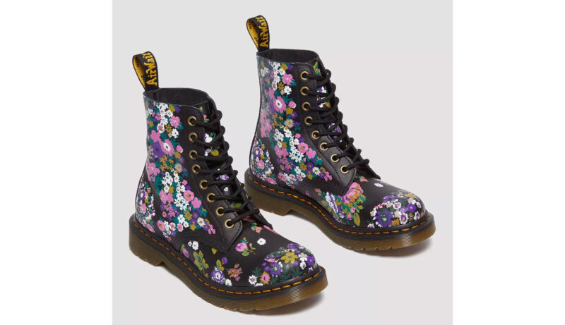 Cumpăra Dr. Martens 1460 Vintage Floral Leather Lace Up Boots