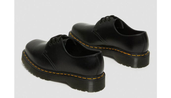 Cumpăra Dr. Martens 1461 Bex Squared Toe Leather Oxford