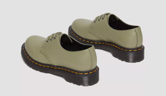 Cumpăra Dr. Martens 1461 Virginia Leather Oxford