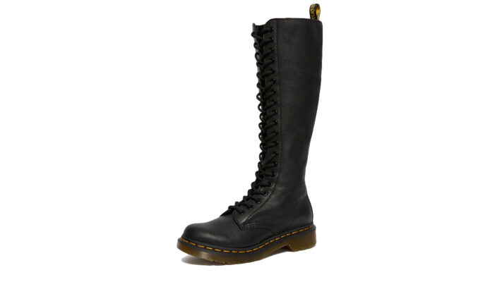 Dr. Martens 1B60 Virginia Leather Knee High Boots preţ