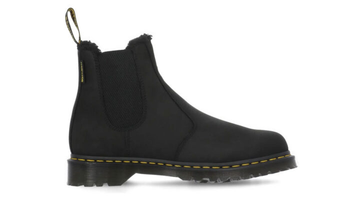 Dr. Martens 2976 Chelsea Boots