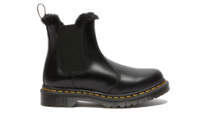 Dr. Martens 2976 Leonore Faux Fur Lined Chelsea Boot