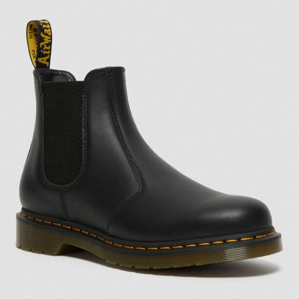 Dr. Martens 2976 Nappa Leather Chelsea Boot preţ