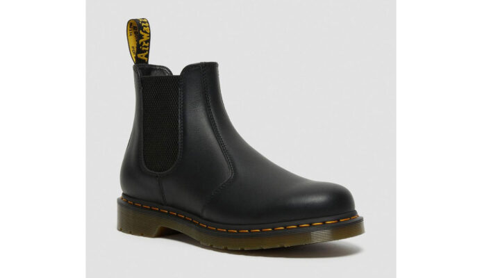 Dr. Martens 2976 Nappa Leather Chelsea Boot preţ