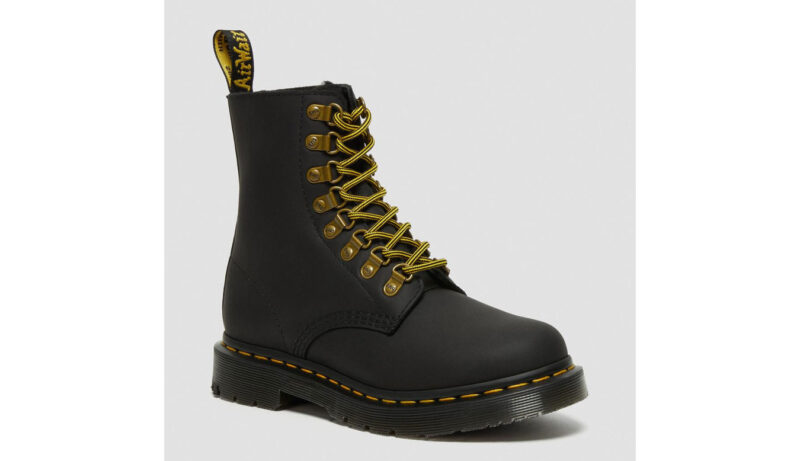 Dr. Martens 2976 Pascal Wintergirp Leather Lace Up Boots preţ